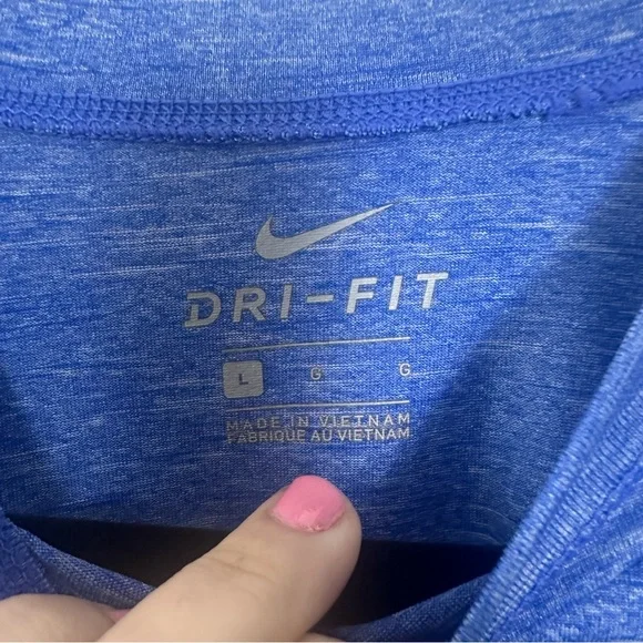 Nike (L) Drifit Blue Breatheable T-Shirt - Picture 3 of 5